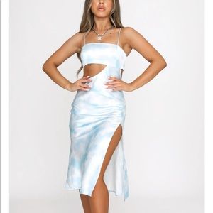 White fox - Take A Moment Midi Dress Blue Tie Dye